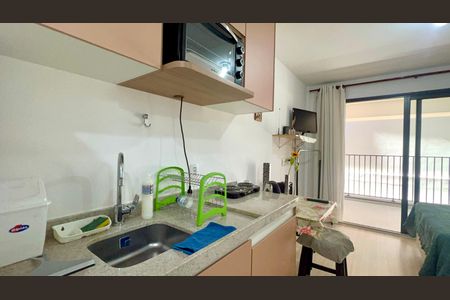Studio à venda com 28m², 1 quarto e 1 vaga Studio à venda com 28m², 1 quarto e 1 vagaCozinha