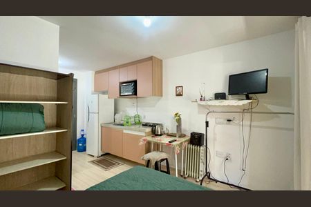 Studio à venda com 28m², 1 quarto e 1 vaga Studio à venda com 28m², 1 quarto e 1 vagaStudio