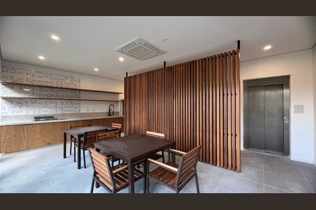 Studio à venda com 28m², 1 quarto e 1 vaga Studio à venda com 28m², 1 quarto e 1 vagaSalão de Festas