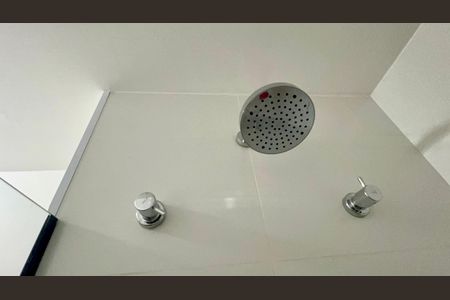 Studio à venda com 28m², 1 quarto e 1 vaga Studio à venda com 28m², 1 quarto e 1 vagaBanheiro