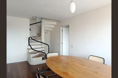 Apartamento para alugar com 160m², 1 quarto e 2 vagasSala de jantar