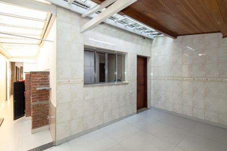Casa para alugar com 140m², 2 quartos e 3 vagasQuintal