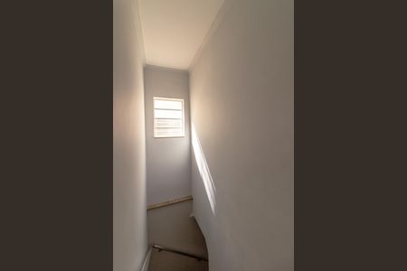 Casa para alugar com 140m², 2 quartos e 3 vagasEscada