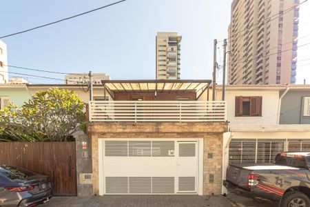 Casa para alugar com 140m², 2 quartos e 3 vagasFachada da casa