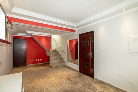 Casa para alugar com 140m², 2 quartos e 3 vagasSala