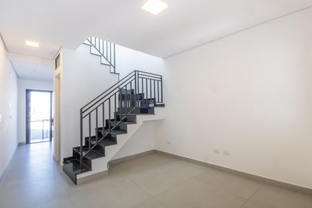 Casa à venda com 115m², 3 quartos e 2 vagasSala