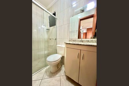 Casa para alugar com 100m², 2 quartos e 2 vagas Casa para alugar com 100m², 2 quartos e 2 vagasBanheiro da Suíte 1