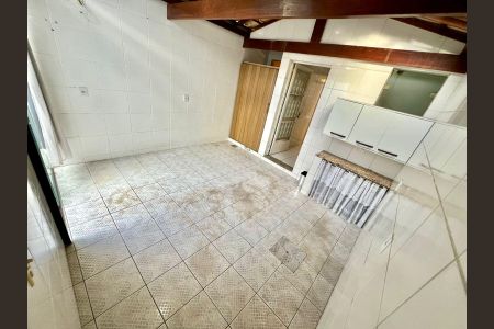 Casa para alugar com 100m², 2 quartos e 2 vagas Casa para alugar com 100m², 2 quartos e 2 vagasÁrea de Serviço
