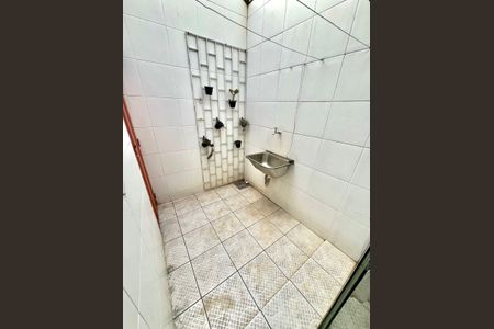 Casa para alugar com 100m², 2 quartos e 2 vagas Casa para alugar com 100m², 2 quartos e 2 vagasÁrea de Serviço