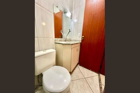 Casa para alugar com 100m², 2 quartos e 2 vagas Casa para alugar com 100m², 2 quartos e 2 vagasBanheiro da Suíte 1