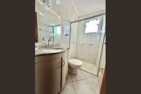 Casa para alugar com 100m², 2 quartos e 2 vagas Casa para alugar com 100m², 2 quartos e 2 vagasBanheiro da Suíte 2