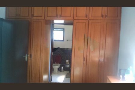 Casa à venda com 250m², 3 quartos e 3 vagas