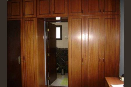 Casa à venda com 250m², 3 quartos e 3 vagas