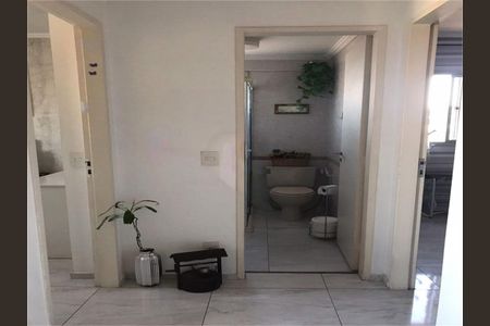 Apartamento à venda com 64m², 2 quartos e 1 vaga