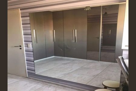 Apartamento à venda com 64m², 2 quartos e 1 vaga