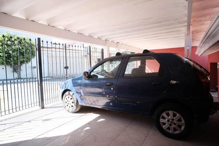 Casa à venda com 250m², 4 quartos e 4 vagasGaragem