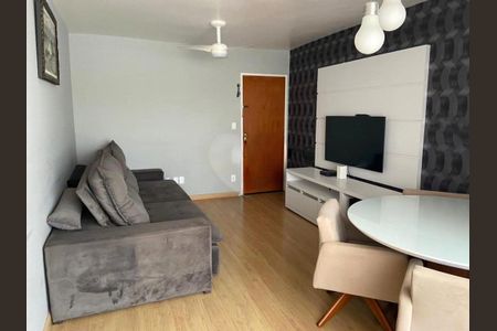 Apartamento à venda com 57m², 2 quartos e 1 vaga