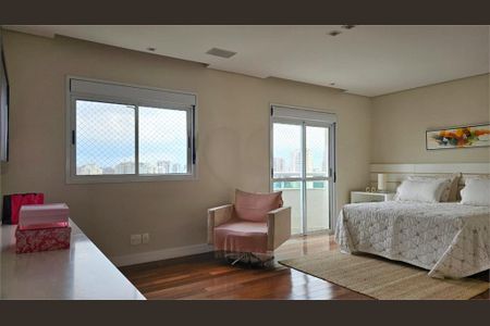 Apartamento à venda com 348m², 3 quartos e 4 vagas