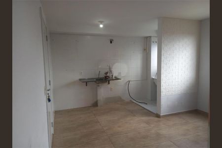 Apartamento à venda com 40m², 2 quartos e sem vaga