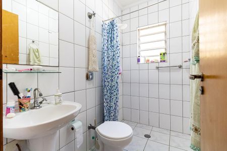 Casa para alugar com 180m², 4 quartos e 2 vagas Casa para alugar com 180m², 4 quartos e 2 vagasBanheiro da Suíte 1