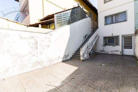 Casa para alugar com 180m², 4 quartos e 2 vagas Casa para alugar com 180m², 4 quartos e 2 vagasQuintal