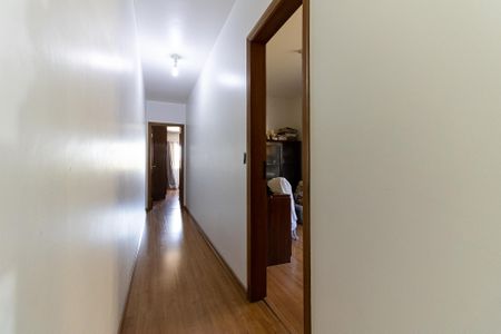 Casa para alugar com 180m², 4 quartos e 2 vagas Casa para alugar com 180m², 4 quartos e 2 vagasCorredor