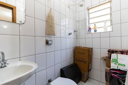 Casa para alugar com 180m², 4 quartos e 2 vagas Casa para alugar com 180m², 4 quartos e 2 vagasBanheiro da Suíte 2