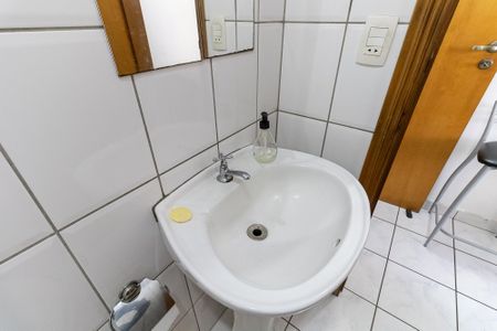 Casa para alugar com 180m², 4 quartos e 2 vagas Casa para alugar com 180m², 4 quartos e 2 vagasBanheiro de Serviço