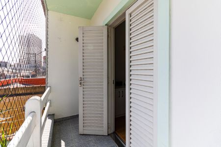 Casa para alugar com 180m², 4 quartos e 2 vagas Casa para alugar com 180m², 4 quartos e 2 vagasVaranda da Suíte 1