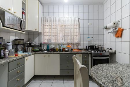 Casa para alugar com 180m², 4 quartos e 2 vagas Casa para alugar com 180m², 4 quartos e 2 vagasCozinha