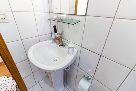 Casa para alugar com 180m², 4 quartos e 2 vagas Casa para alugar com 180m², 4 quartos e 2 vagasBanheiro da Suíte 1