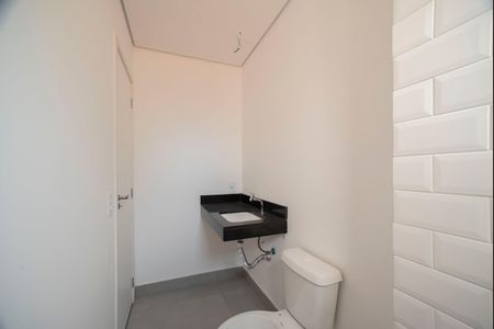 Casa de condomínio à venda com 137m², 3 quartos e 2 vagasBanheiro da Suíte 1