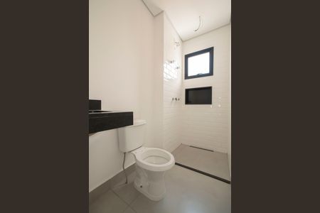 Casa de condomínio à venda com 137m², 3 quartos e 2 vagasBanheiro da Suíte 1