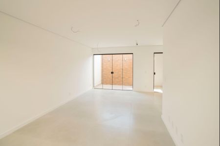 Sala de casa de condomínio à venda com 3 quartos, 137m² em Vila Monte Alegre, São Paulo