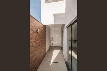 Casa de condomínio à venda com 137m², 3 quartos e 2 vagasÁrea de Serviço