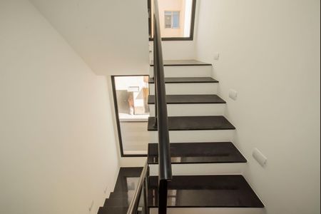 Casa de condomínio à venda com 137m², 3 quartos e 2 vagasAcesso à cobertura 