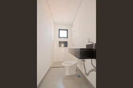 Casa de condomínio à venda com 137m², 3 quartos e 2 vagasBanheiro da Suíte 2