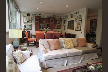 Apartamento à venda com 140m², 4 quartos e 1 vaga