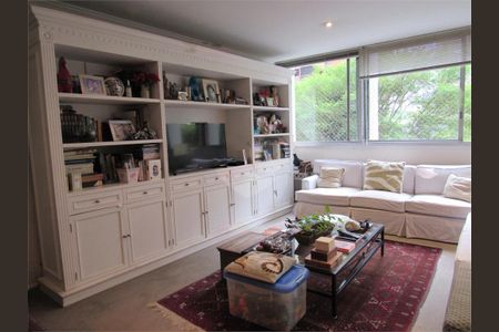 Apartamento à venda com 140m², 4 quartos e 1 vaga