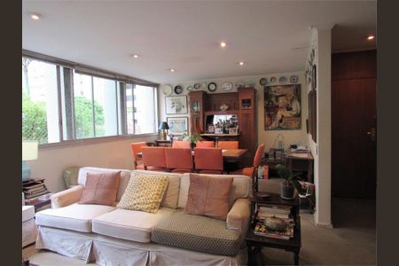 Apartamento à venda com 140m², 4 quartos e 1 vaga