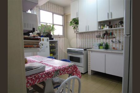 Apartamento à venda com 140m², 4 quartos e 1 vaga