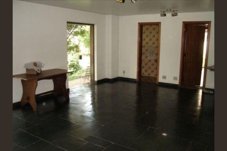 Casa à venda com 420m², 4 quartos e 6 vagas