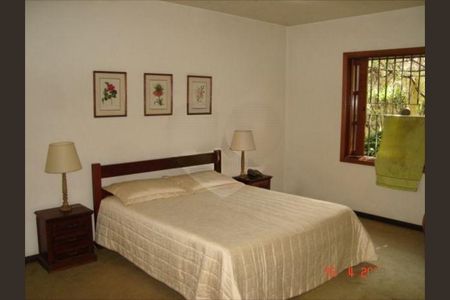 Casa à venda com 420m², 4 quartos e 6 vagas