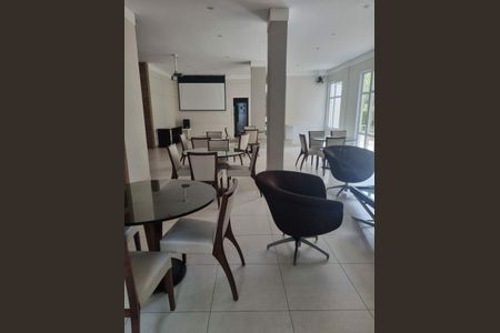 Apartamento à venda com 72m², 2 quartos e 1 vaga