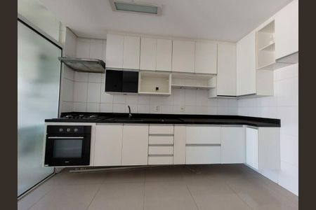 Apartamento à venda com 72m², 2 quartos e 1 vaga