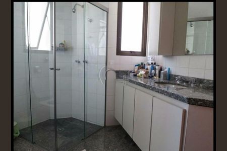 Apartamento à venda com 242m², 4 quartos e 3 vagas