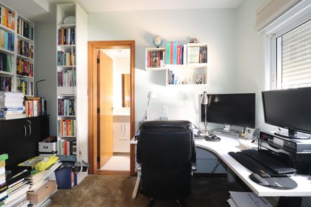 Apartamento para alugar com 129m², 3 quartos e 3 vagasQuarto 2 suíte