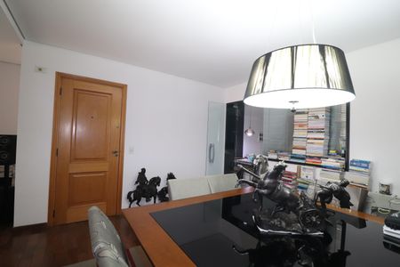 Apartamento para alugar com 129m², 3 quartos e 3 vagasSala de Jantar