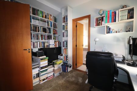 Apartamento para alugar com 129m², 3 quartos e 3 vagasQuarto 2 suíte