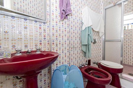 Apartamento à venda com 140m², 5 quartos e sem vaga